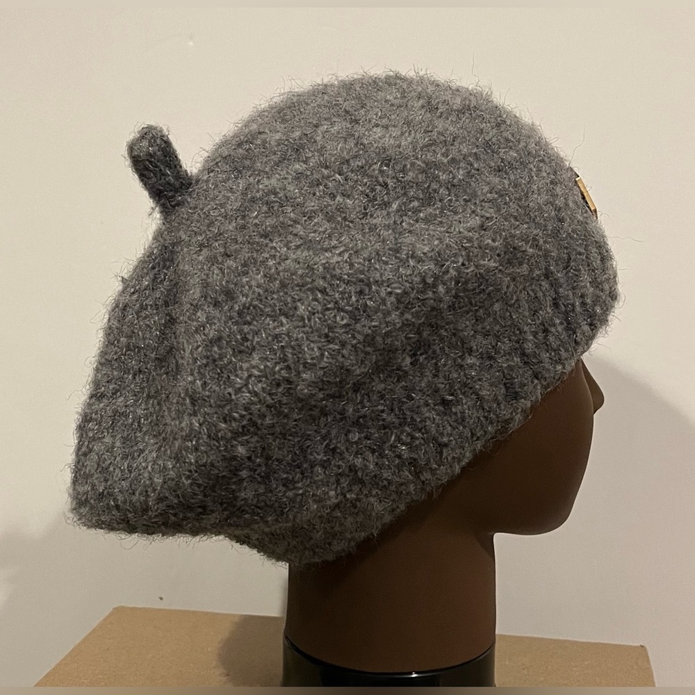 Soft British Style Beret Painters Letter Hat - Picture 2 of 8